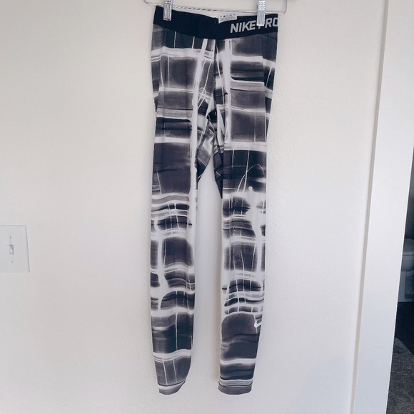 Nike Pants - Nike running tights XS